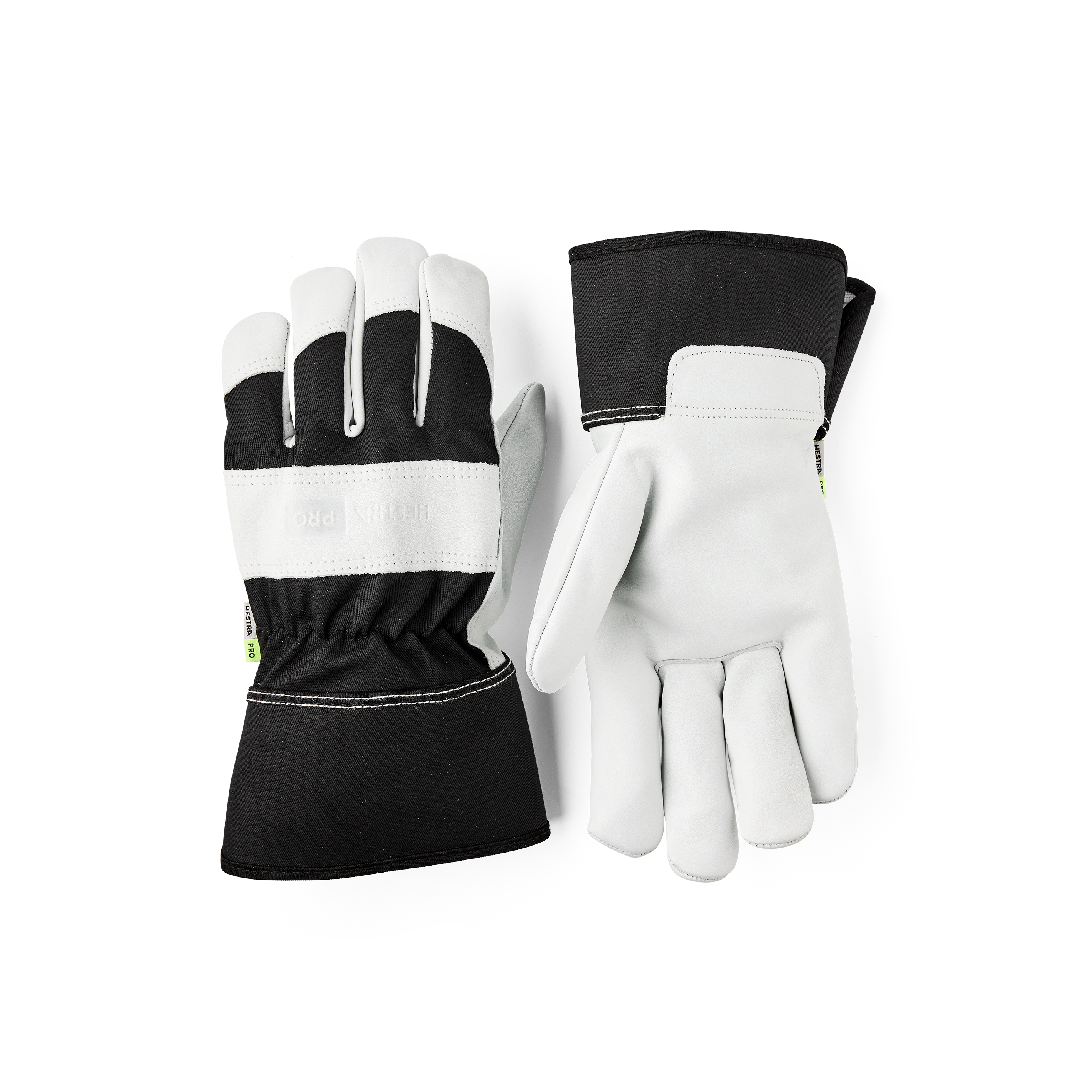 Hestra Volfram glove in Black – front view